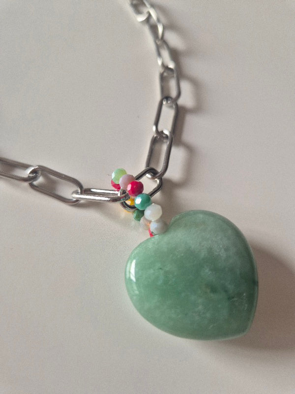 CORAZONES DE PIEDRA